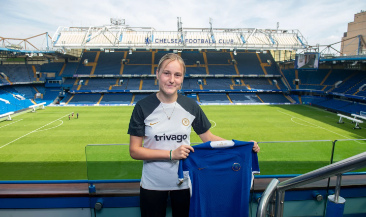 关于切尔西内部会议纪要流出：今晨豪取连胜，荷甲使命明确，赛程密集仍需轮换的信息