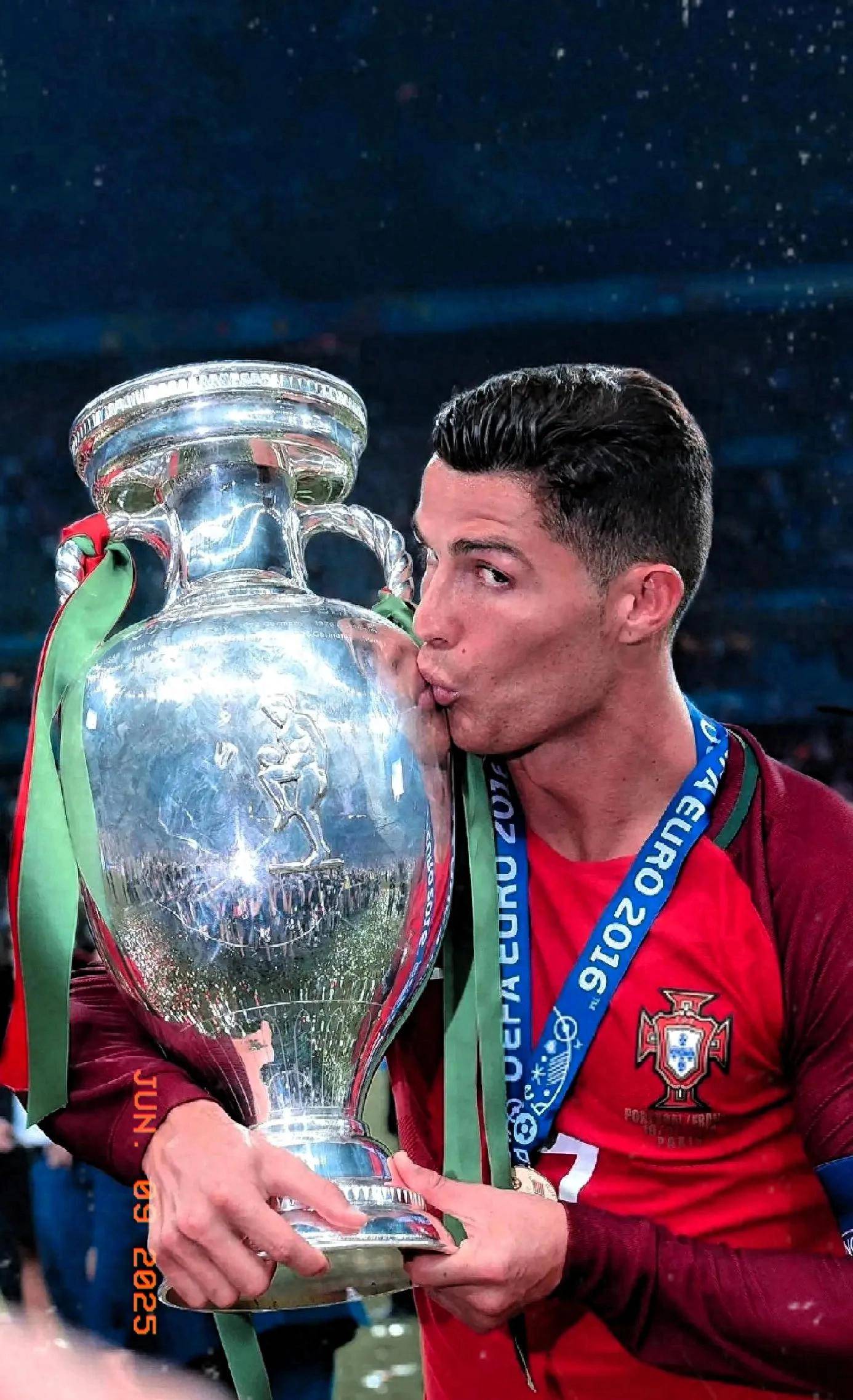 包含葡萄牙体育迎德甲关键赛；赛后绝杀压哨；质疑声仍在；细节决定成败的词条